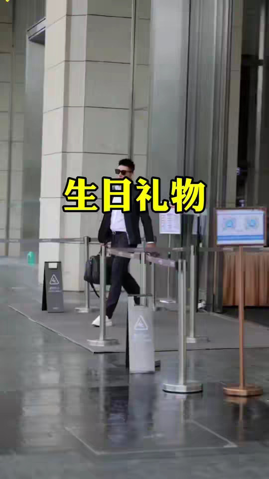 #创作灵感#故事会#听民间故事品百味人生 #感人故事分享 #每天和你分享不一样的故事🔥